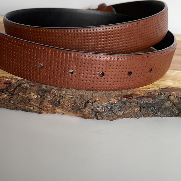 Brown leather belt - Picture 5 of 6